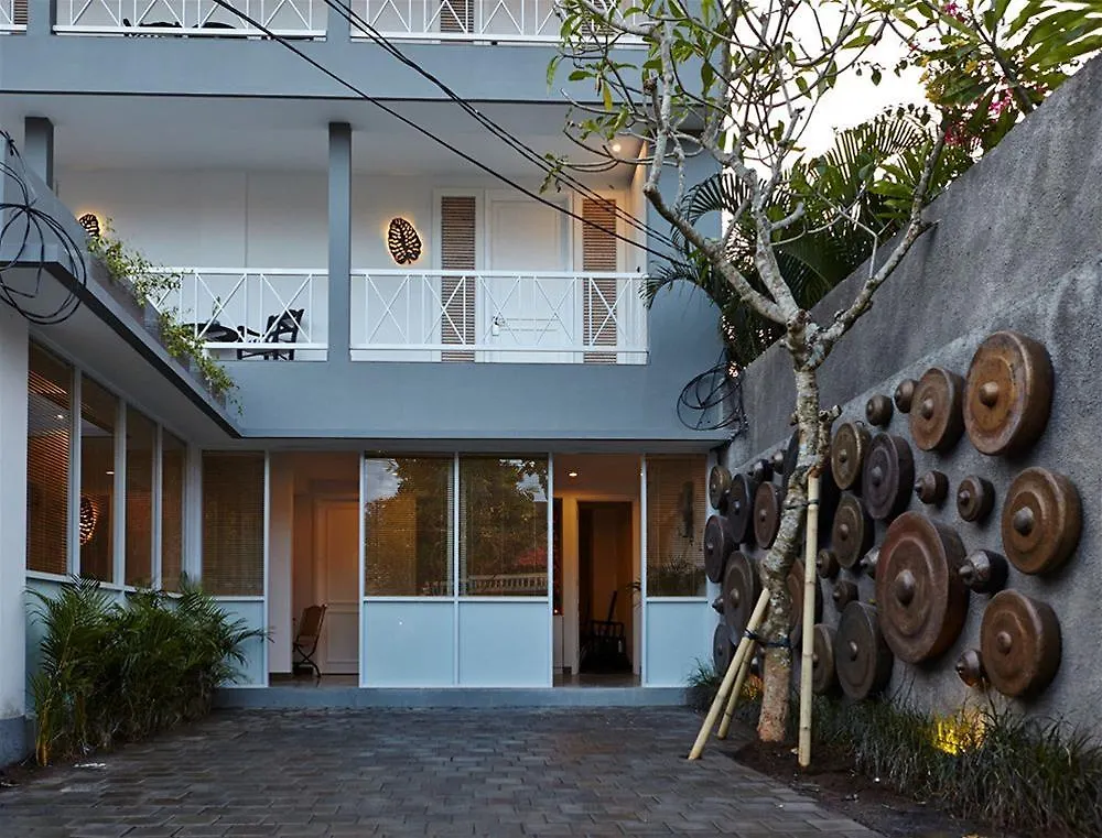 The Kanjeng Suites Petitenget Seminyak Hotel