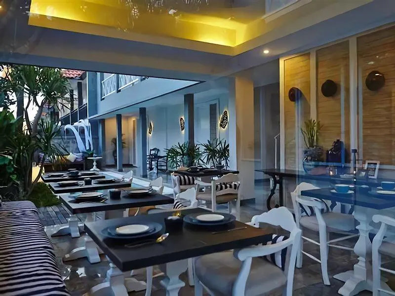 The Kanjeng Suites Petitenget Seminyak 3*,