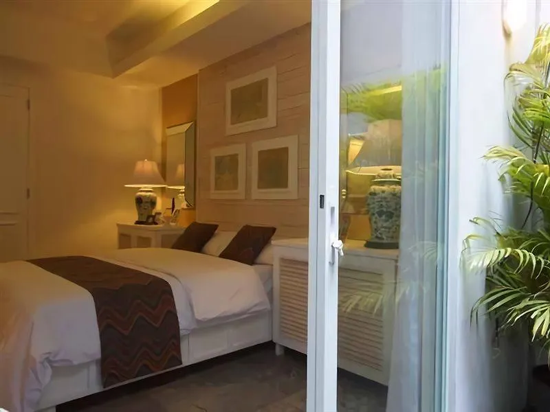 *** Hotel The Kanjeng Suites Petitenget Seminyak Indonesia